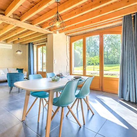 Domaine La Moulinasse Villa *